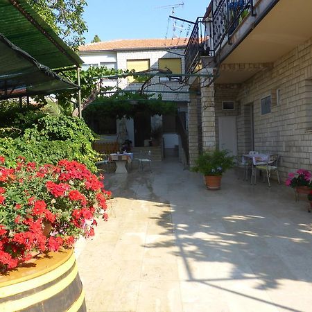 Rooms Vilena Medulin Exterior foto